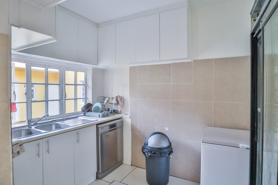To Let 2 Bedroom Property for Rent in Constantia Western Cape